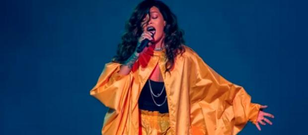 Rihanna no Rock in Rio: Suposto Playback criticado Rihanna no Rock in Rio: Suposto Playback criticado