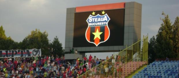 Steaua joacă acum sub denumirea de FCSB Steaua joacă acum sub denumirea de FCSB