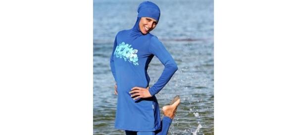 A full body swimsuit especially for muslim women A full body swimsuit especially for muslim women