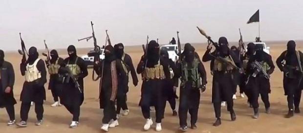 Franța atacă gruparea jihadistă Stat Islamic Franța atacă gruparea jihadistă Stat Islamic