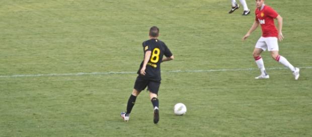 Iniesta estará un mes de baja. Nathan Forget. Iniesta estará un mes de baja. Nathan Forget.