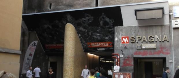 La fermata metro Spagna a Roma La fermata metro Spagna a Roma