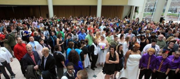 Mass ceremony gay weddings or an intimate ceremony Mass ceremony gay weddings or an intimate ceremony