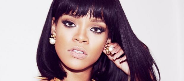 Rihanna causa confusão no Rio de Janeiro Rihanna causa confusão no Rio de Janeiro