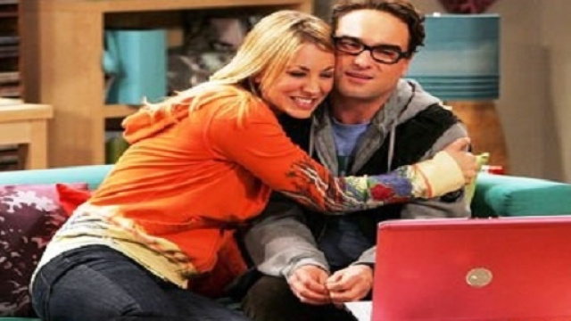 Leonard e Penny in The Big Bang Theory.
