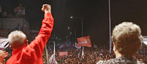Petrolão foi criado pela equipe de Lula Petrolão foi criado pela equipe de Lula
