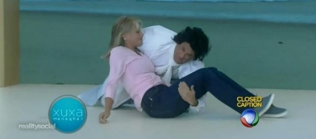 Sérgio Mallandro 'ressuscita' Xuxa, mas sem beijo Sérgio Mallandro 'ressuscita' Xuxa, mas sem beijo
