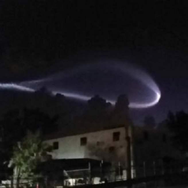 Ufo: Gigantesco oggetto volante a Miami?