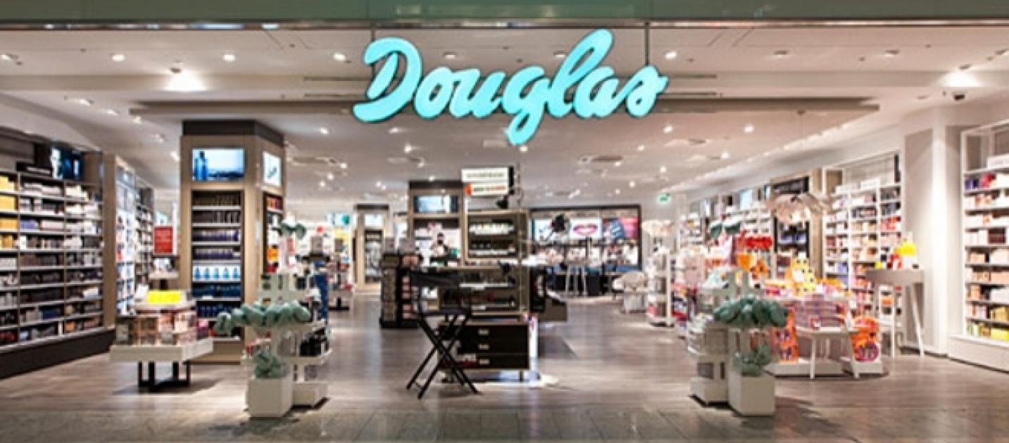Douglas Parfümerie öffnete ungefragt Pakete von Kunden.
