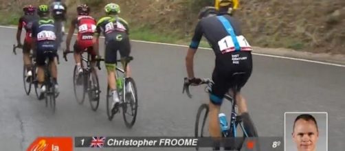 Chris Froome in ritardo alla Vuelta Espana