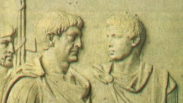 Dettaglio della Colonna Traiana a Roma