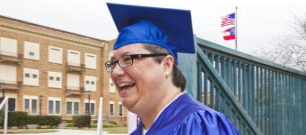 Kelly Gissendaner ha conseguito una laurea Kelly Gissendaner ha conseguito una laurea