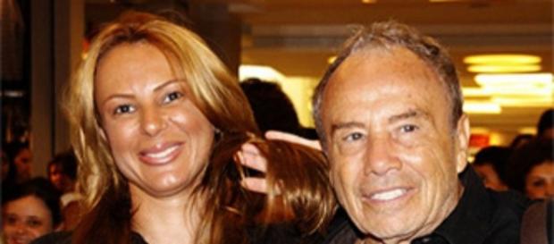 Stênio Garcia aparece bem à vontade nas fotos Stênio Garcia aparece bem à vontade nas fotos