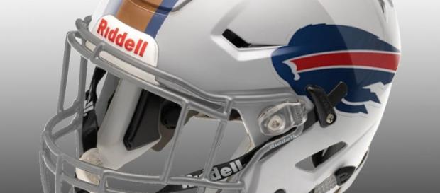 Arte: Luggio Marconni: My Creation of NFL Helmets. Arte: Luggio Marconni: My Creation of NFL Helmets.
