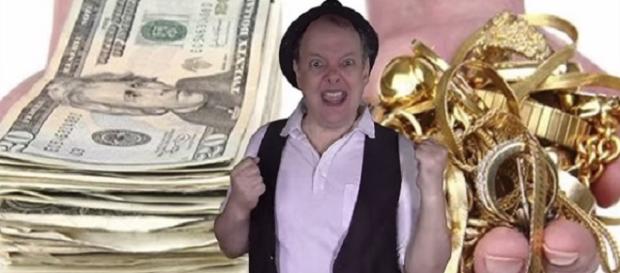 Dado nel filmino parodia sui Casamonica Dado nel filmino parodia sui Casamonica