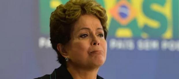 Temer diz que Dilma não aguenta mais 3 anos Temer diz que Dilma não aguenta mais 3 anos