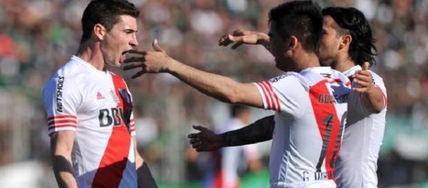Alario fue el héroe de River con un hat-trick. Alario fue el héroe de River con un hat-trick.