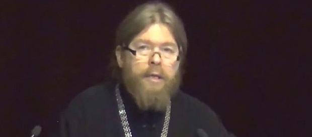 Archimandryta Tichon naucza narody Rosji. Archimandryta Tichon naucza narody Rosji.