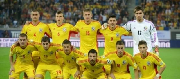 Naționala de fotbal a României criticată Naționala de fotbal a României criticată