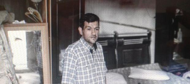 Abdullah Kurdi nella sua casa distrutta a Kobane Abdullah Kurdi nella sua casa distrutta a Kobane