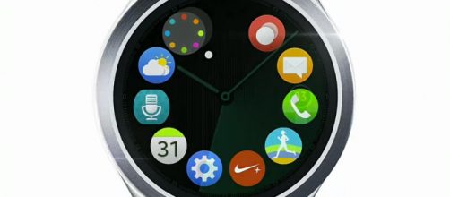 Il nuovo Samsung Gear S2, presentato a IFA 2015