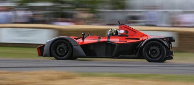 BAC Mono takes on the famous Goodwood hillclimb BAC Mono takes on the famous Goodwood hillclimb