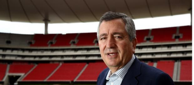 Jorge Vergara ve favoritas a las Chivas Jorge Vergara ve favoritas a las Chivas