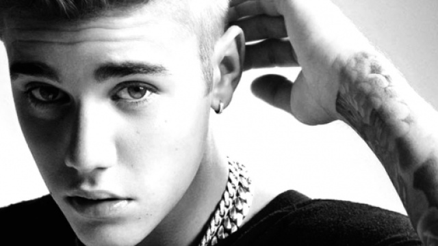 Justin Bieber in posa. Nuovo singolo gi&agrave; uscito