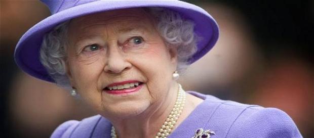 64 anni di Regno Regina Elisabetta II 64 anni di Regno Regina Elisabetta II