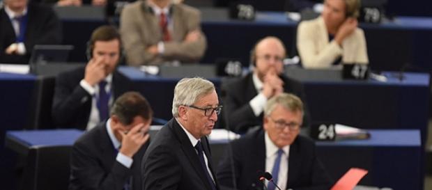 Juncker wezwał Europę do jedności-telegraph.co.uk Juncker wezwał Europę do jedności-telegraph.co.uk