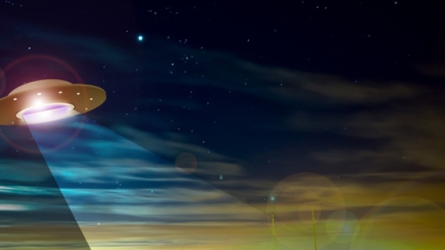 Avvistato un Ufo a Napoli? Diffuso video