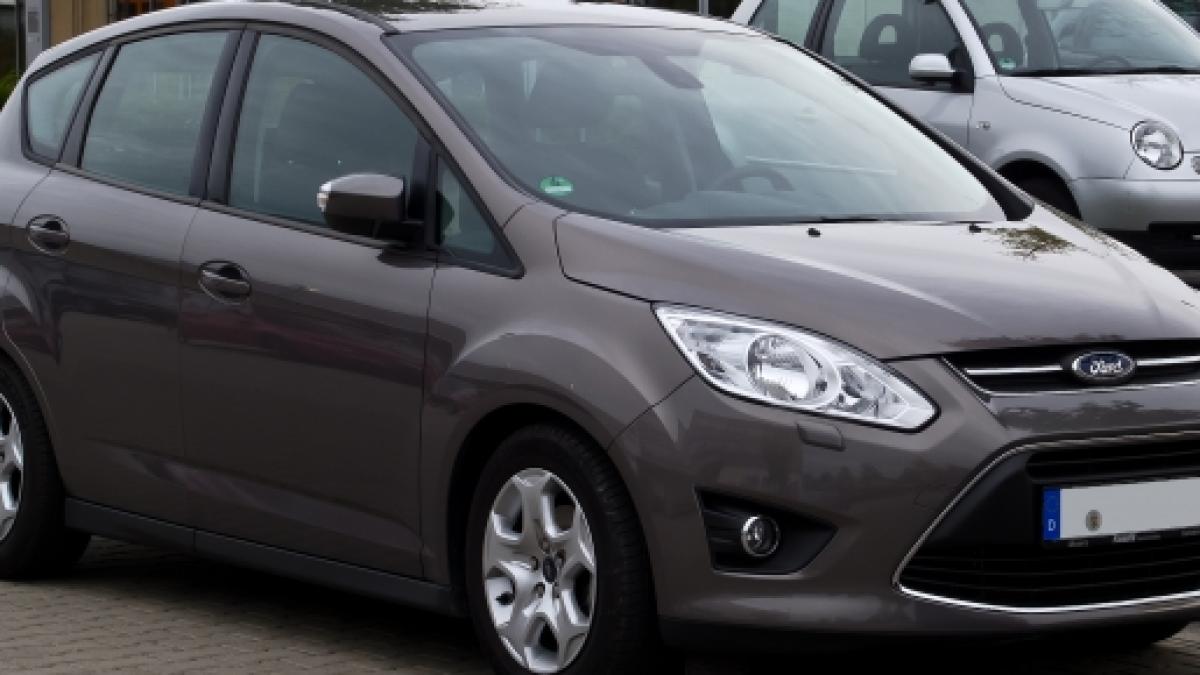 Arriva La Nuova Ford C Max Una Monovolume Compatta Adatta A Tutta La Famiglia Arriva La Nuova Ford C Max Una Monovolume Compatta Adatta A Tutta La Famiglia