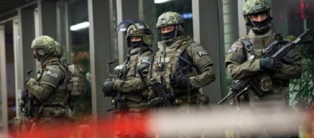 Alertă teroristă la Munchen în noaptea de Anul Nou Alertă teroristă la Munchen în noaptea de Anul Nou