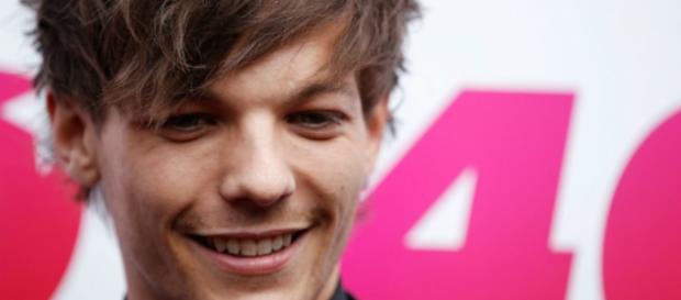 Louis Tomlinson está passando muito mal Louis Tomlinson está passando muito mal