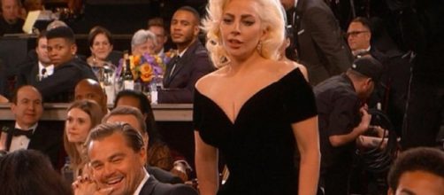 Il momento dello scontro fra DiCaprio e Lady Gaga