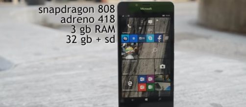 Microsoft Lumia 950 prezzi al 10 gennaio 2016