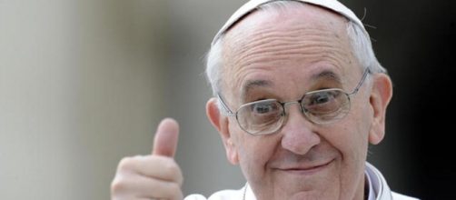 Papa Francesco battezza 26 bambini