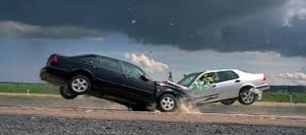 Incidenti stradali: accertamento di chi ha ragione Incidenti stradali: accertamento di chi ha ragione