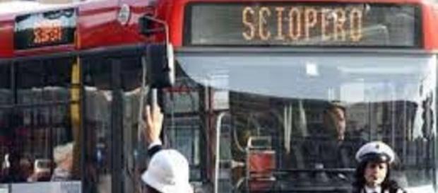 Sciopero metro, autobus e tram Atac il 13 gennaio Sciopero metro, autobus e tram Atac il 13 gennaio