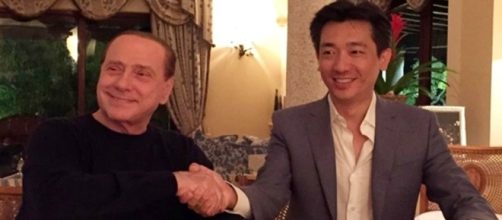 Silvio Berlusconii e Bee Taechaubol