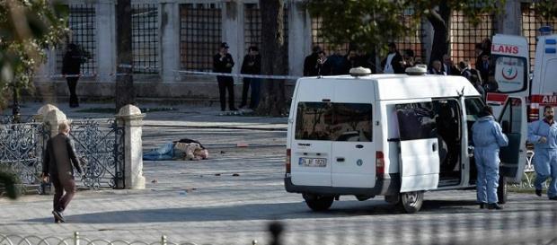 Atentado terrorista en Estambul. 10 fallecidos Atentado terrorista en Estambul. 10 fallecidos