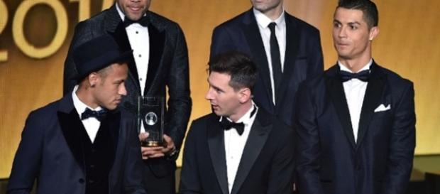 Neymar é o 3º melhor jogador do mundo Neymar é o 3º melhor jogador do mundo