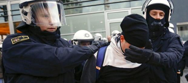 Suspect reținut de poliția germană Suspect reținut de poliția germană