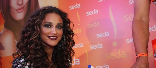 Débora Nascimento ganha espaço na TV Débora Nascimento ganha espaço na TV