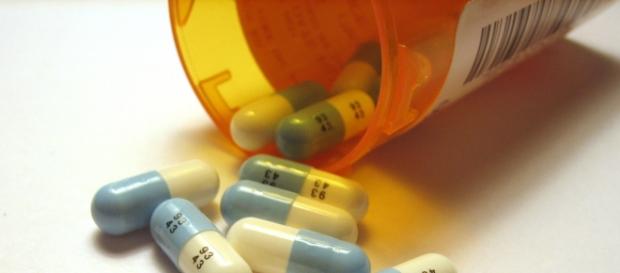 Fluoxetina é o nome comercial do Prozac Fluoxetina é o nome comercial do Prozac