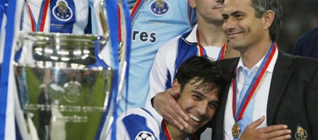 José Mourinho na grande conquista pelo FC Porto José Mourinho na grande conquista pelo FC Porto