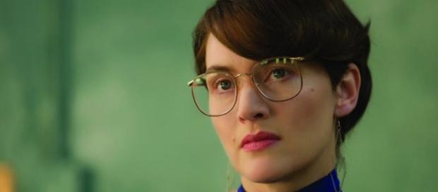 Kate Winslet como Joanna Hoffman em "Steve Jobs" Kate Winslet como Joanna Hoffman em "Steve Jobs"