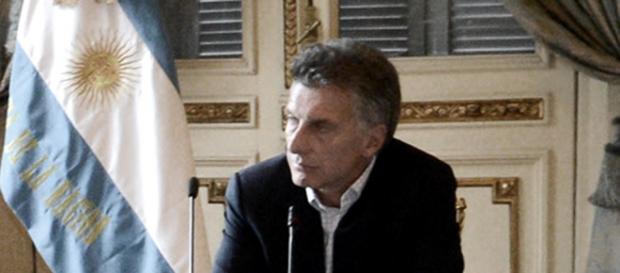 Macri nos madruga a diario con despidos Macri nos madruga a diario con despidos