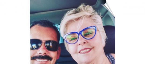 Vovó Naná arruma namorado bem mais novo Vovó Naná arruma namorado bem mais novo