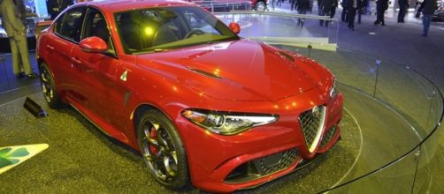 Alfa Romeo Giulia in esposizione a Detroit.